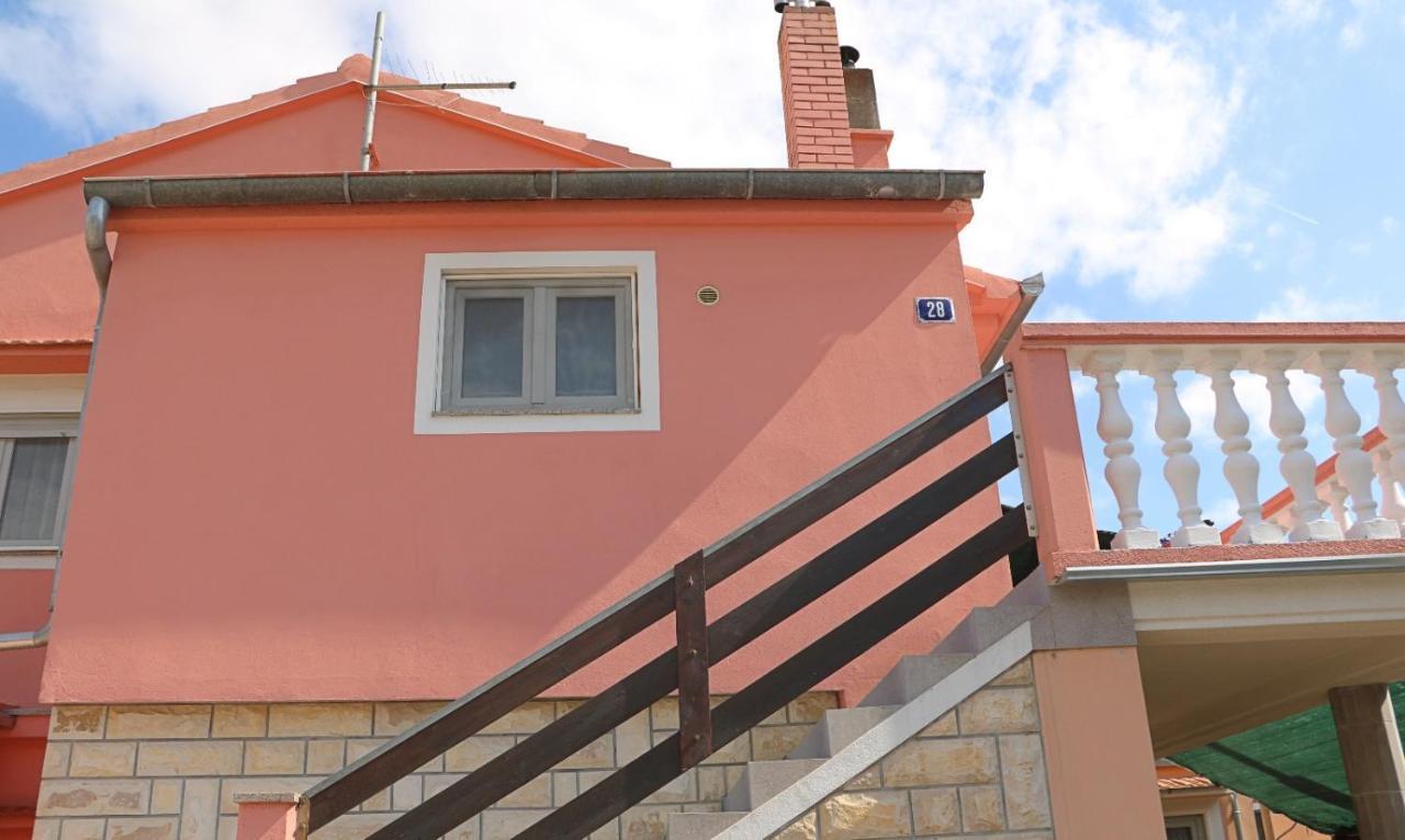 Appartamento Apartman Ivica Zara Esterno foto