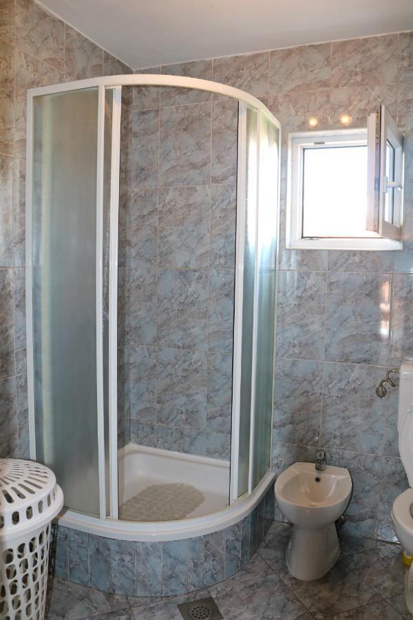 Appartamento Apartman Ivica Zara Esterno foto