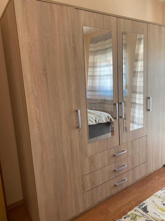 Appartamento Apartman Ivica Zara Esterno foto